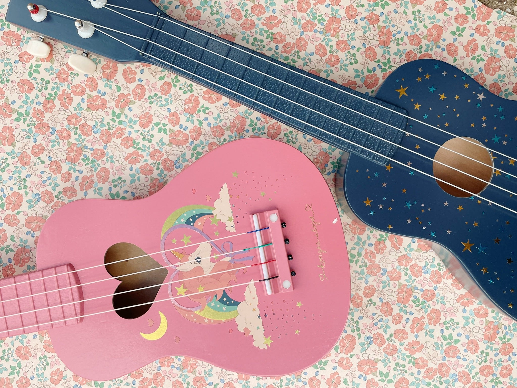 Konges Sløjd A/S MUSIC TOYS multi star