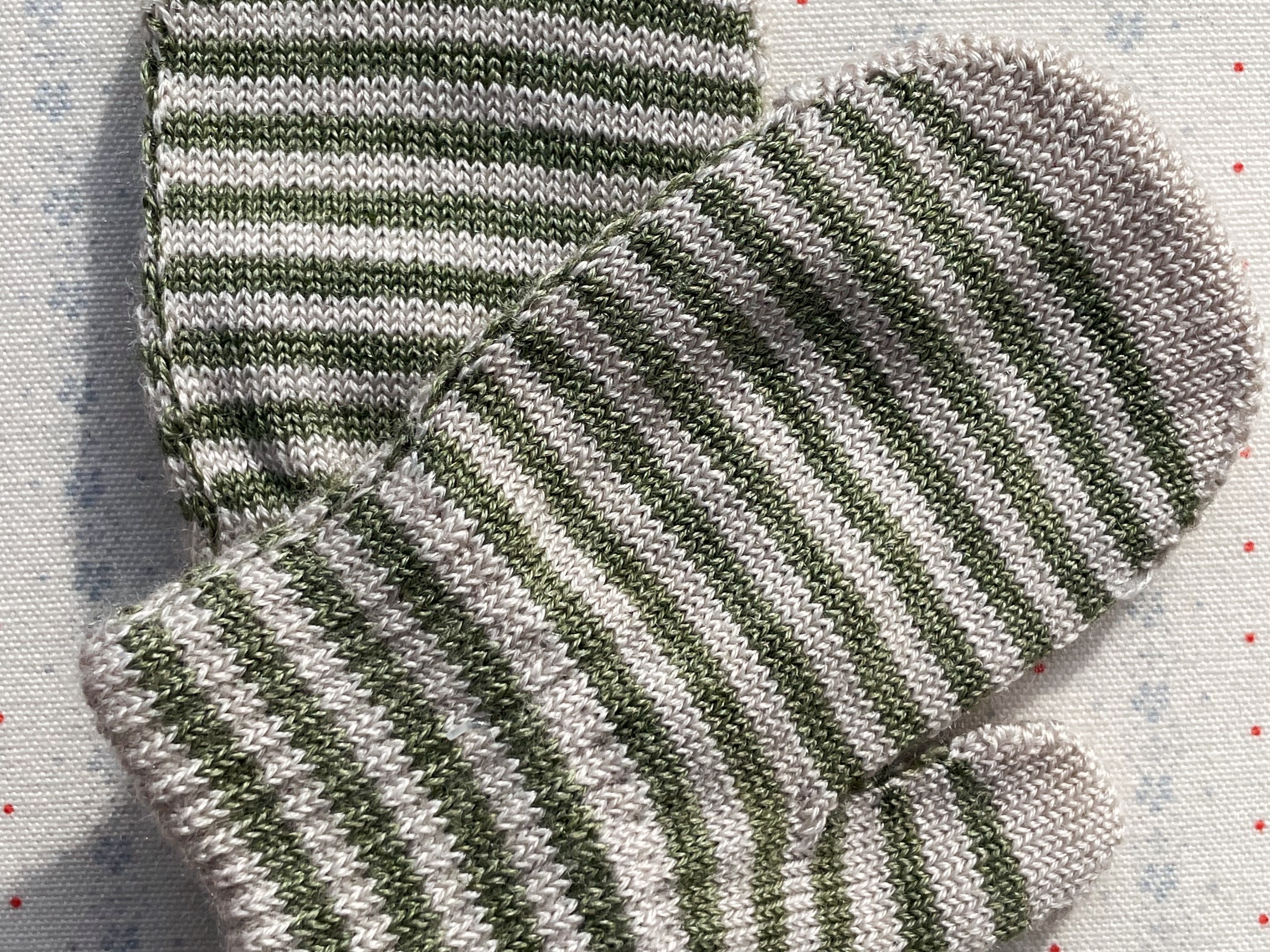 Konges Sløjd A/S MITTENS lemon/stripe