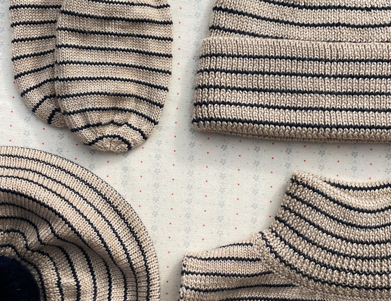 Konges Sløjd A/S HATS stripe bluie