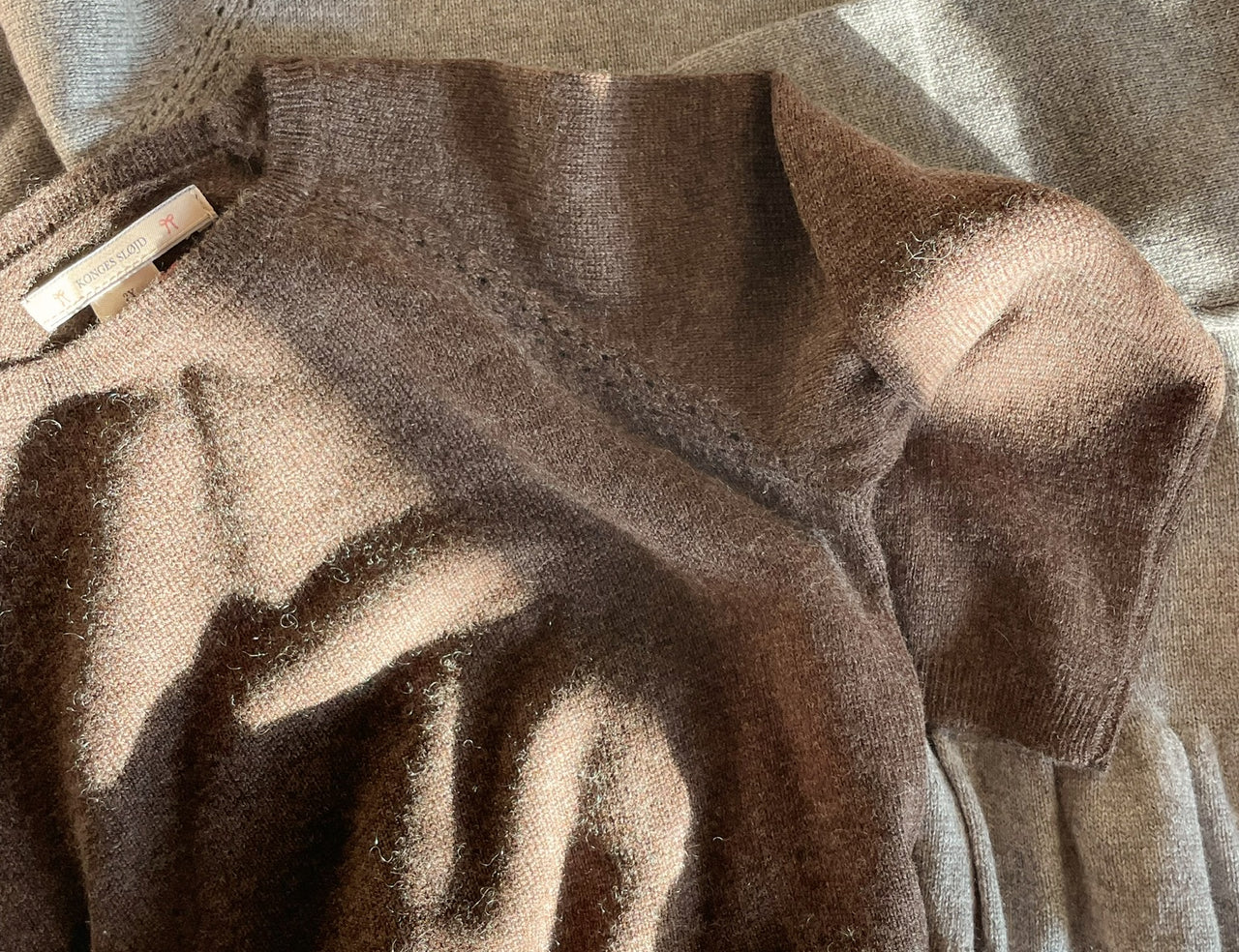 Konges Sløjd A/S KNITTED BLOUSES & VESTS brown melange