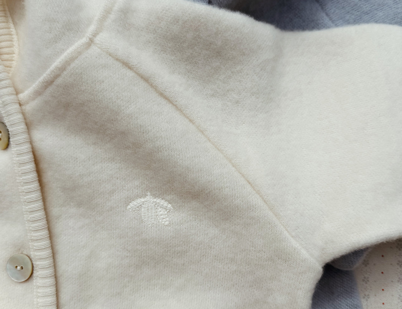 Konges Sløjd A/S ONESIES off white