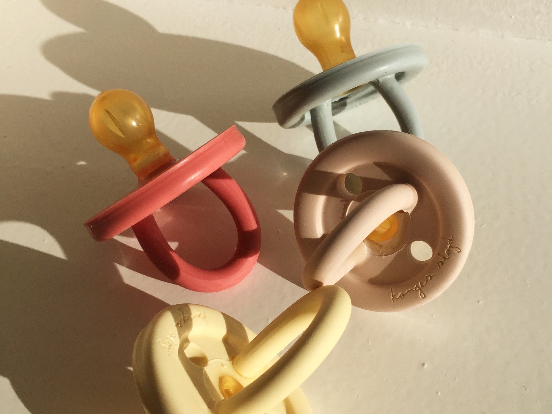 Konges Sløjd A/S PACIFIERS rose