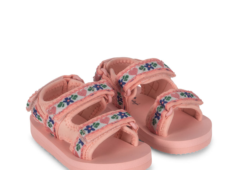 Konges Sløjd A/S SANDALS peony