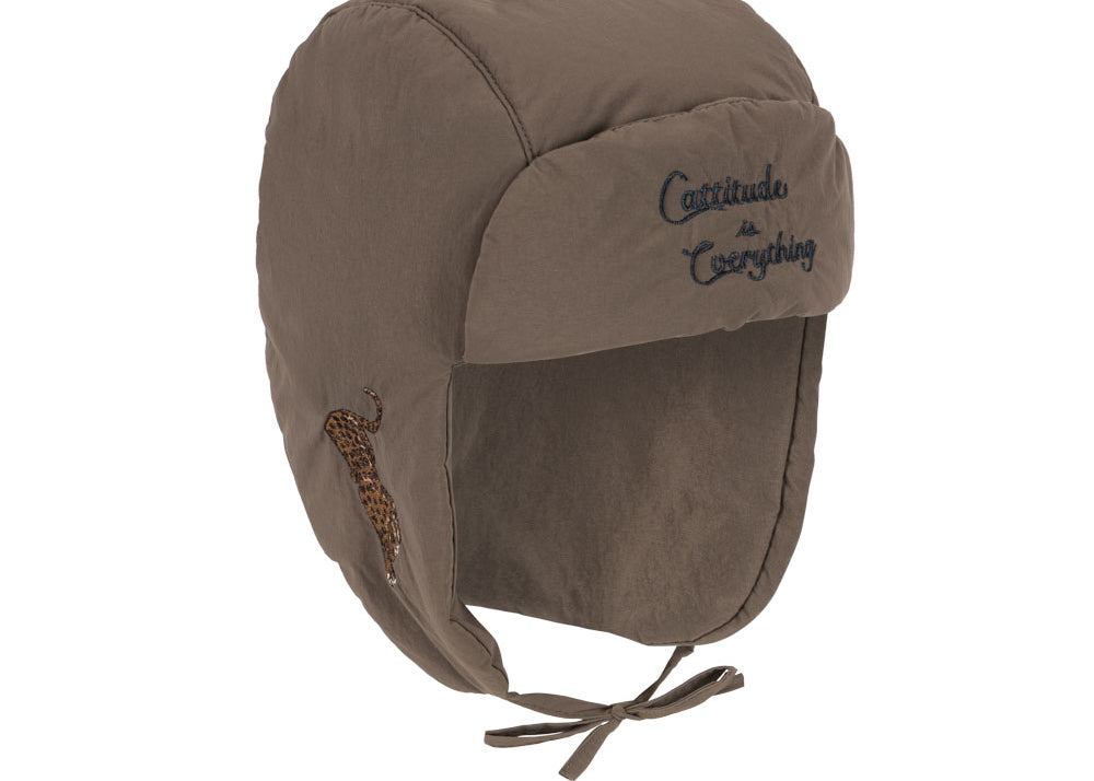 Konges Sløjd A/S HATS walnut