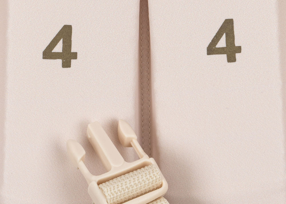 Konges Sløjd A/S FLOAT VEST & BELTS wish me luck