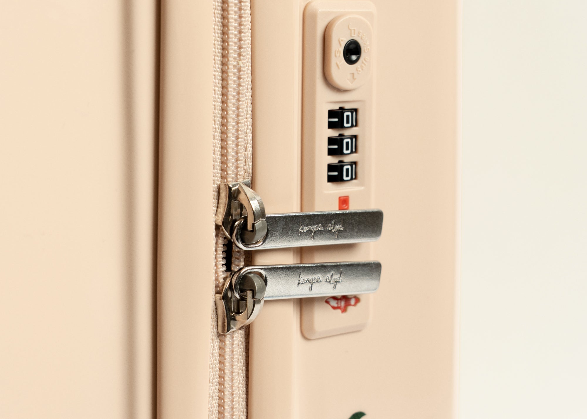 Konges Sløjd A/S TRAVEL SUITCASE cherry
